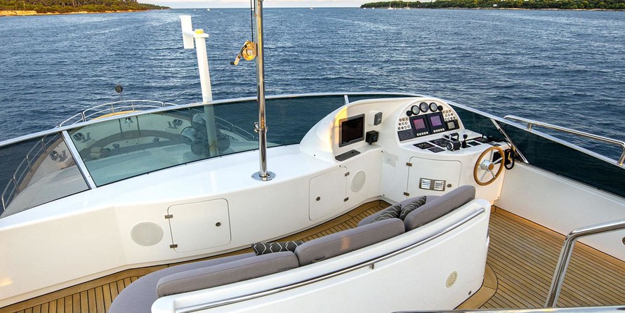 Benetti Tradition 100
