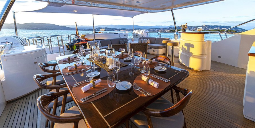 Benetti Tradition 100