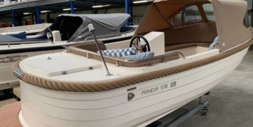 Primeur 570 bun grachtenboot