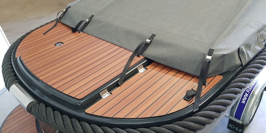 Primeur 570 bun grachtenboot