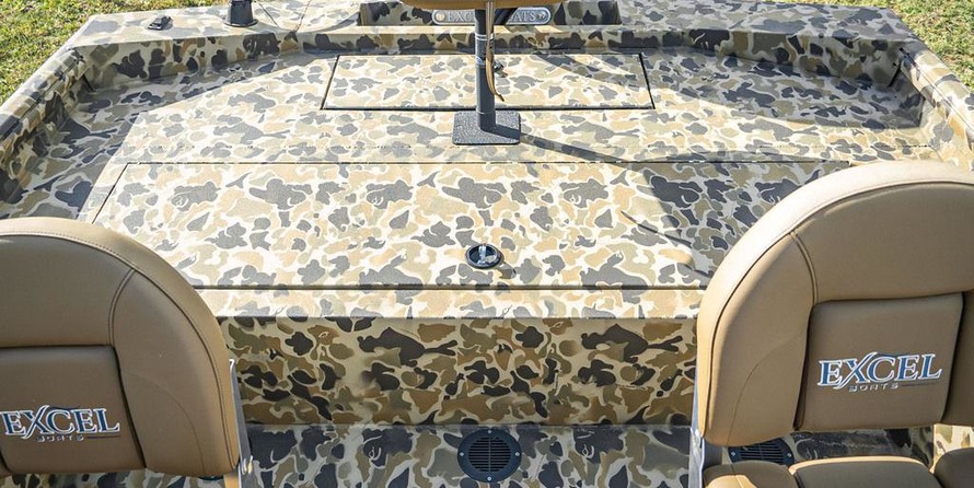 Angler Pro Boats 2900 center console