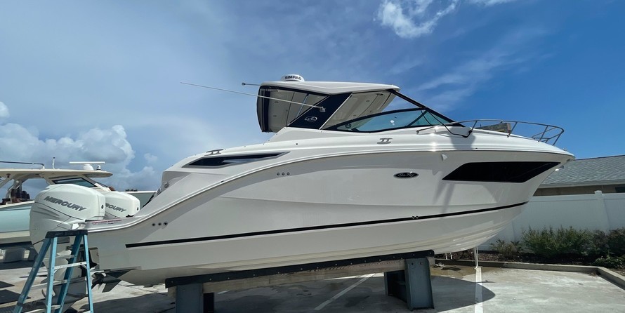 Sea Ray Sundancer 320 OB