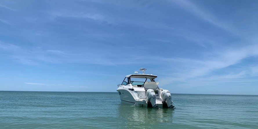 Sea Ray Sundancer 320 OB