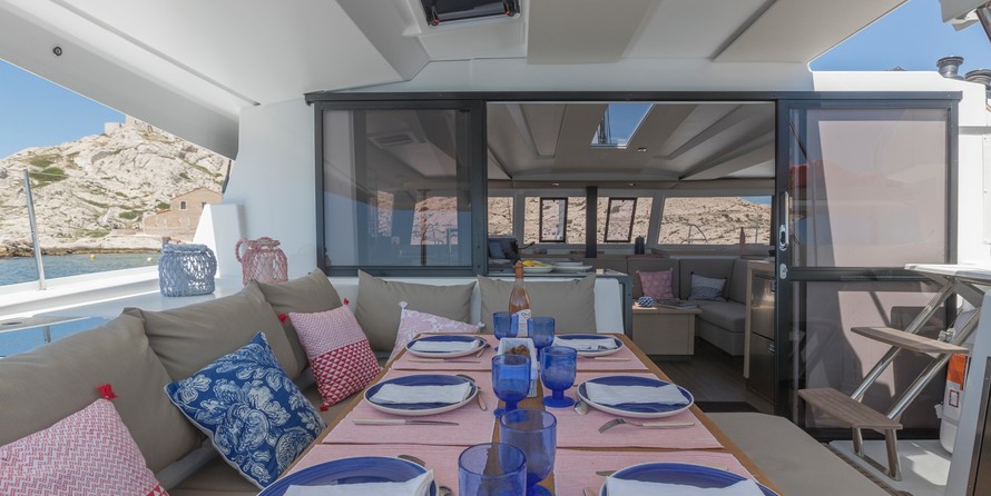 Fountaine Pajot Astréa 42