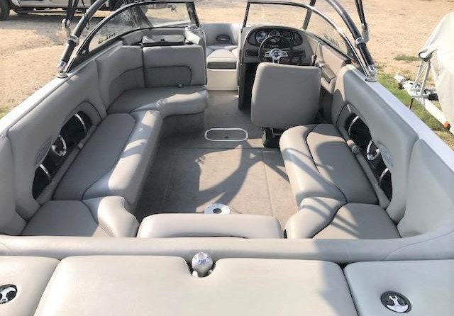 Malibu Wakesetter 23 LSV