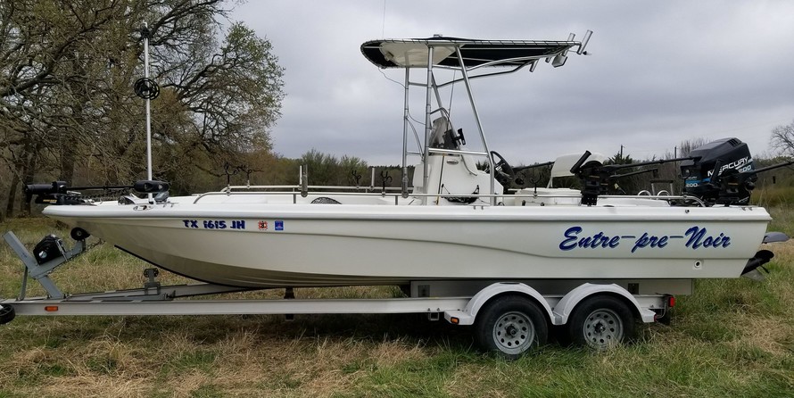 Hydra-sports bay bolt 2000 center console