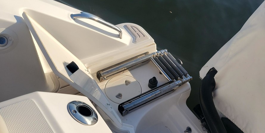 Boston Whaler 280 Outrage