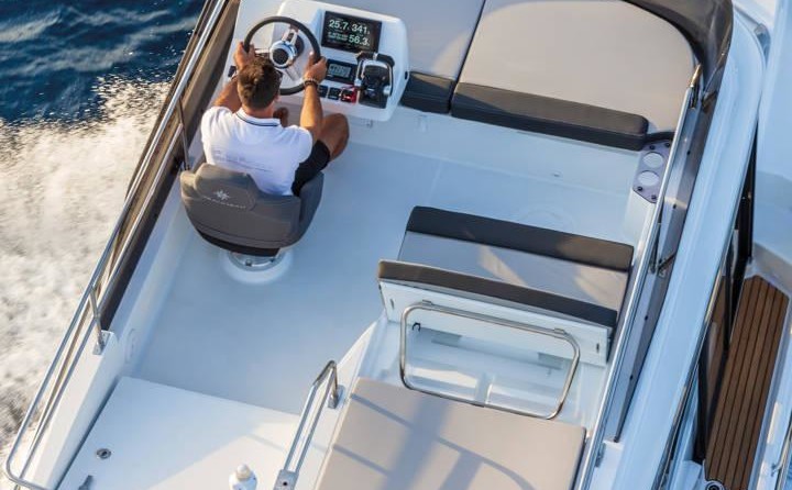 Jeanneau Merry Fisher 1095