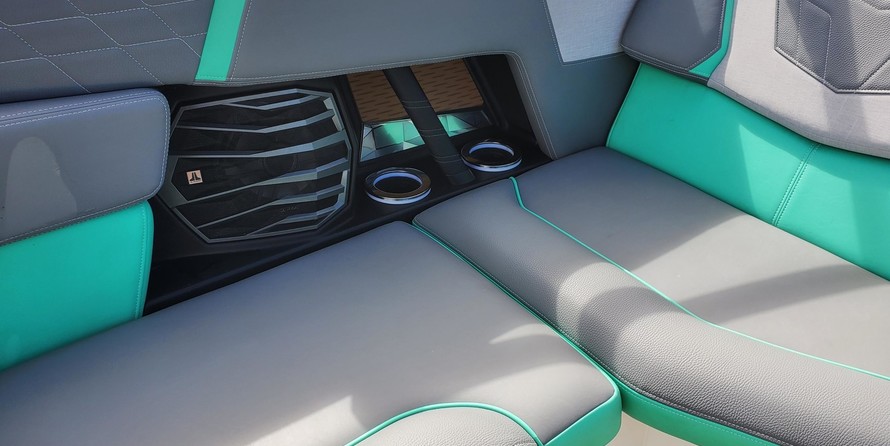 Super Air Nautique G23