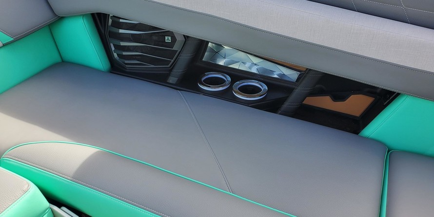 Super Air Nautique G23