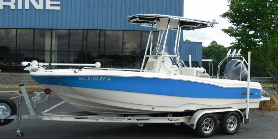 Nauticstar 211