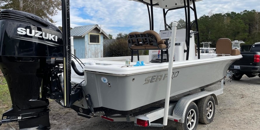 Sea Ray pro 208 bay