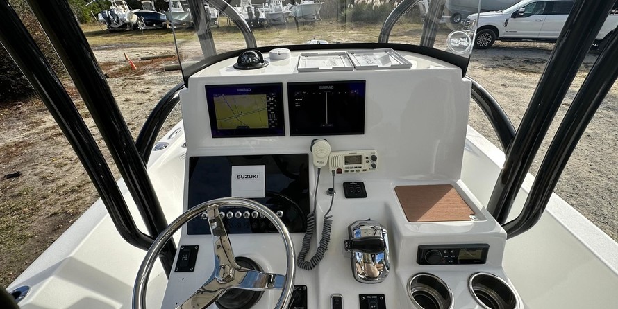 Sea Ray pro 208 bay