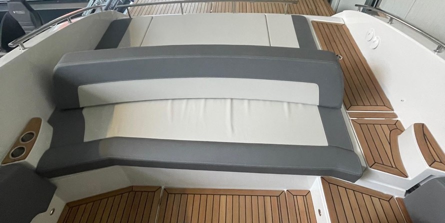 Windy 32 Grand Tornado