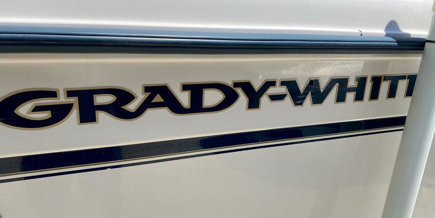 Grady-White Seafarer 228