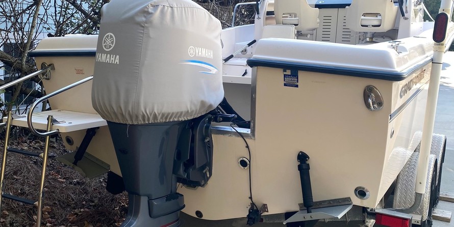 Grady-White Seafarer 228