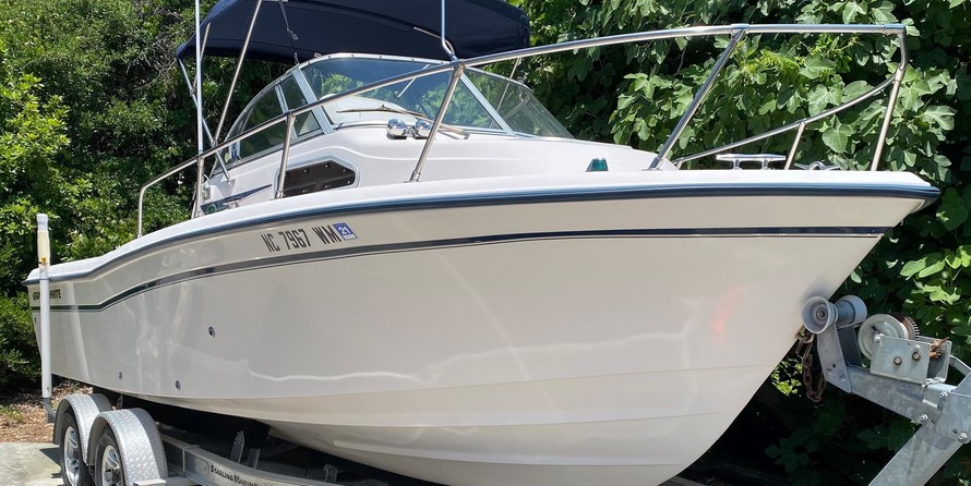 Grady-White Seafarer 228