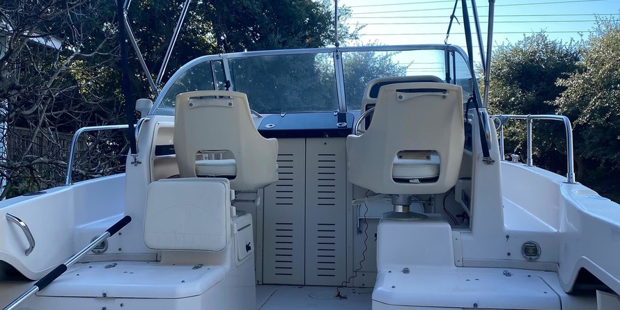 Grady-White Seafarer 228