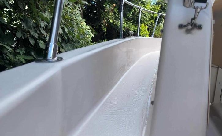 Grady-White Seafarer 228