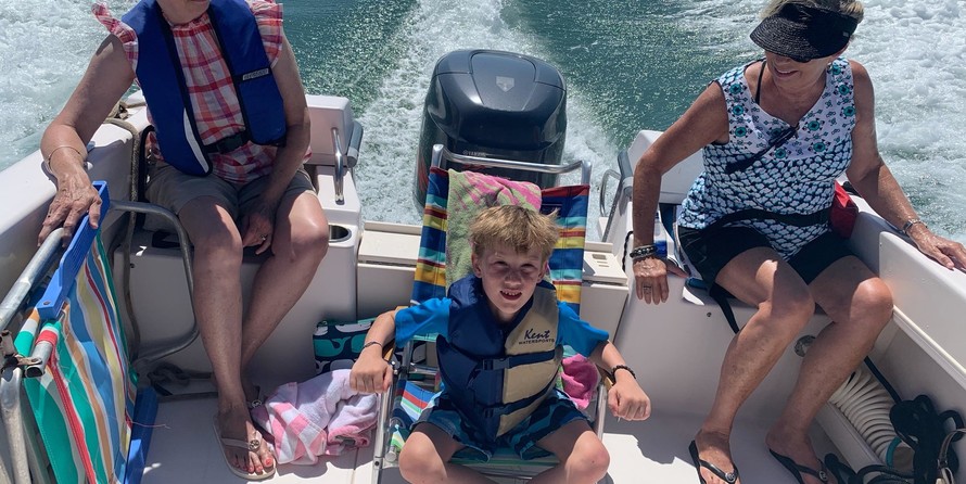 Grady-White Seafarer 228