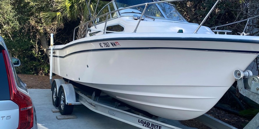 Grady-White Seafarer 228