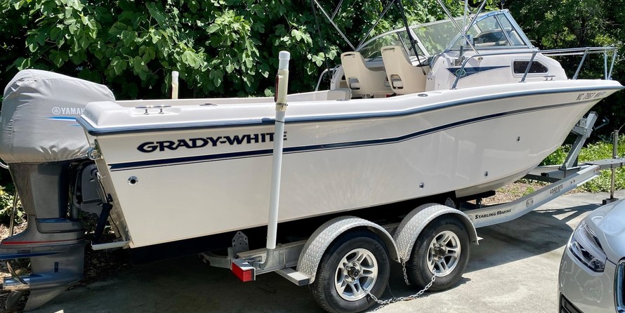 Grady-White Seafarer 228
