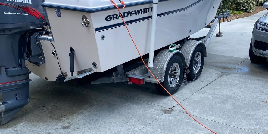 Grady-White Seafarer 228