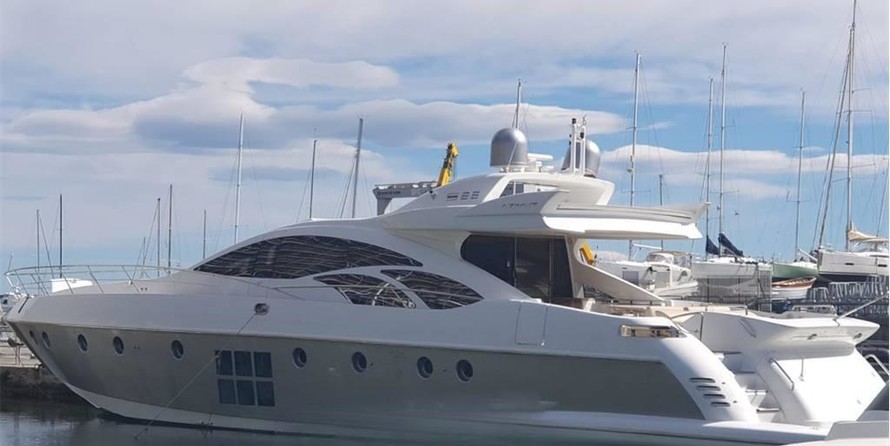 Azimut 86S