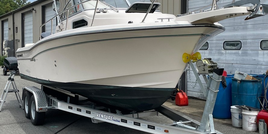 Grady-White Seafarer 228