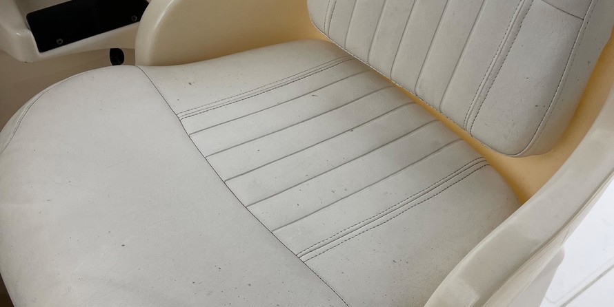 Grady-White Seafarer 228