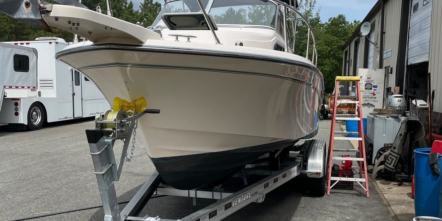 Grady-White Seafarer 228