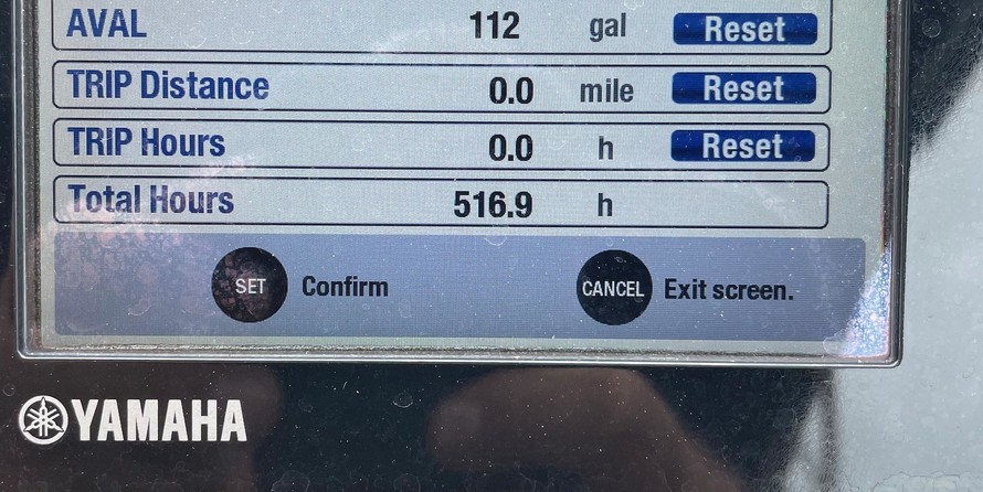 Grady-White Seafarer 228