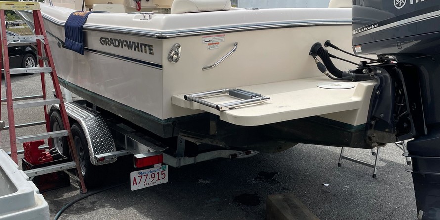 Grady-White Seafarer 228