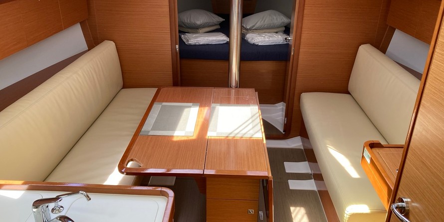 Dufour 360 GL - 3 cab.