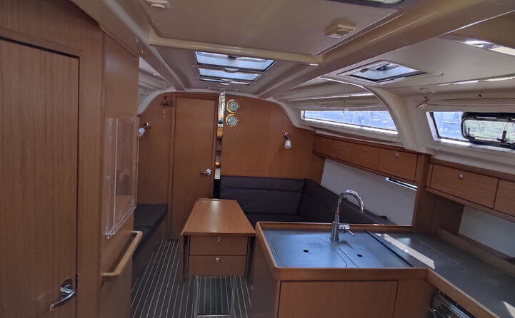 Bavaria 37 Cruiser