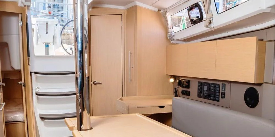 Beneteau Oceanis 35.1