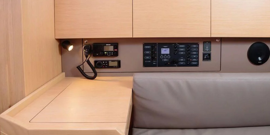 Beneteau Oceanis 35.1