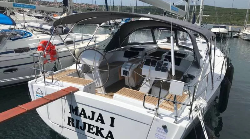 Hanse 455