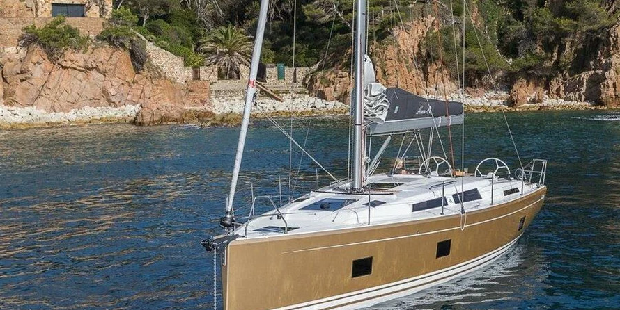 Hanse 418