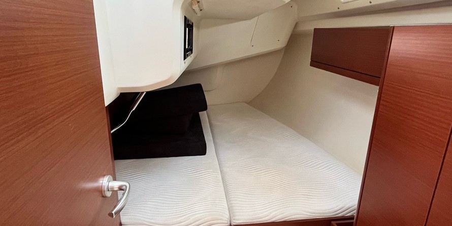 Hanse 418