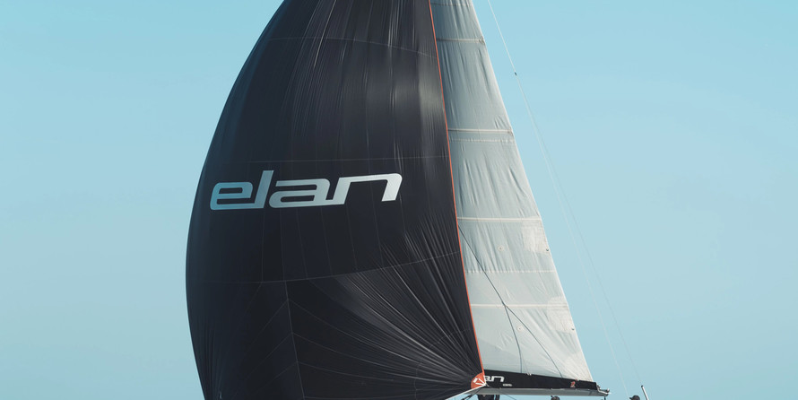 Elan E4