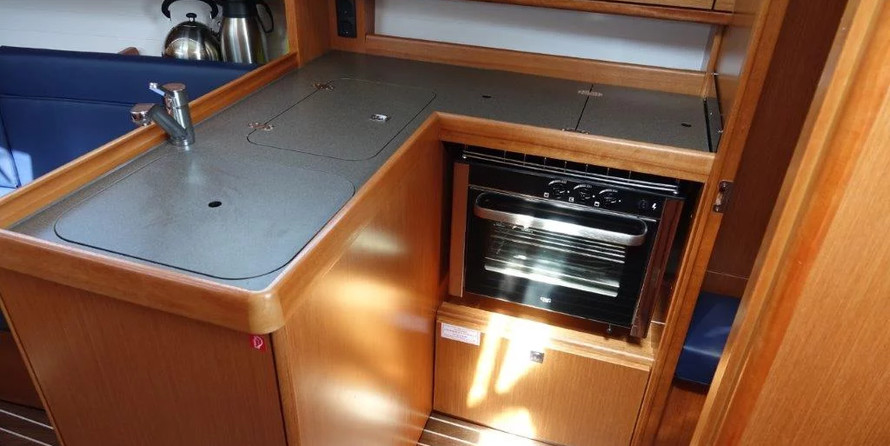 Bavaria CRUISER 34