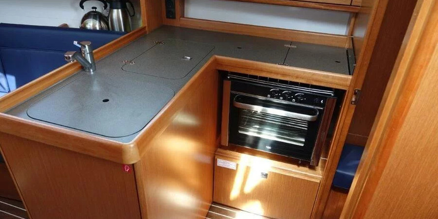 Bavaria CRUISER 34