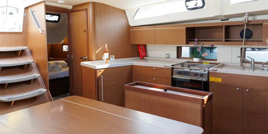 Beneteau Oceanis 46.1