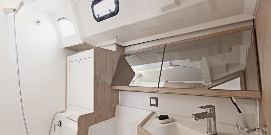 Beneteau Oceanis 46.1