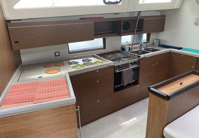 Beneteau Oceanis 46.1