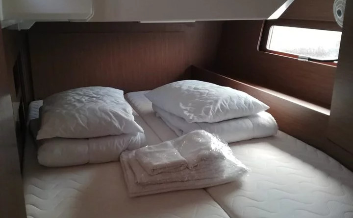 Beneteau Oceanis 46.1