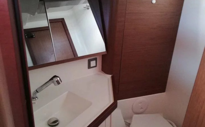 Beneteau Oceanis 46.1