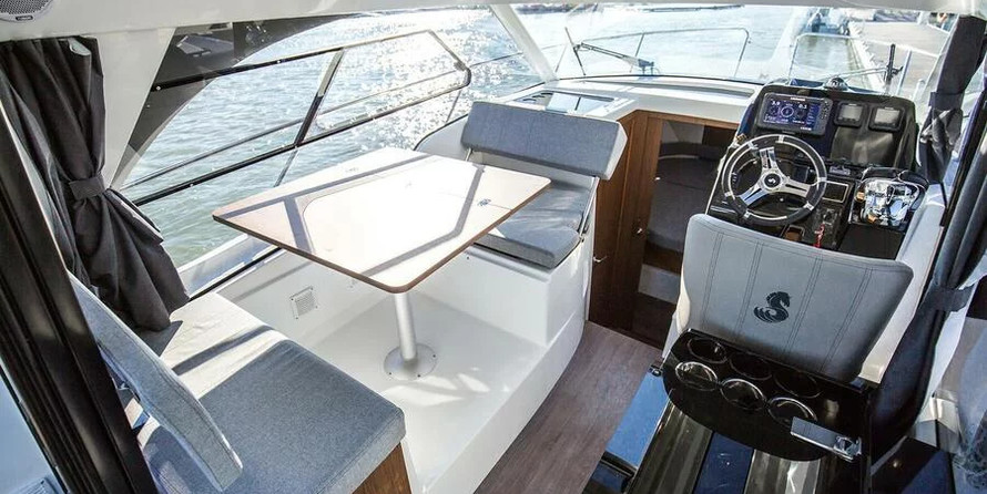 Beneteau Antares 9 OB