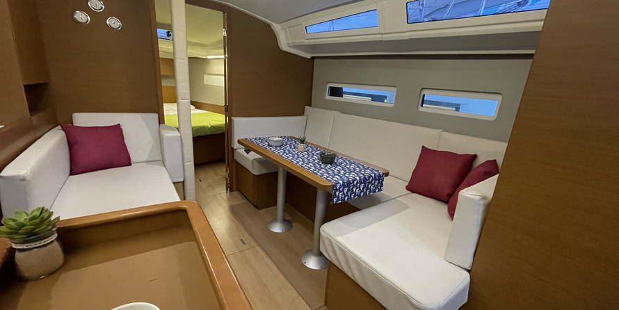 Jeanneau Sun Odyssey 410